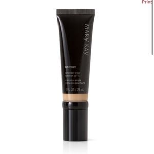 Mary Kay CC Cream in shade Medium to Deep